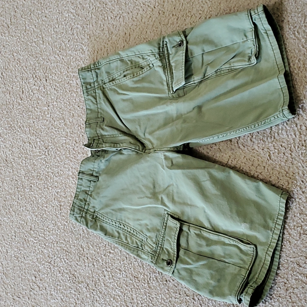 Levi Cargo shorts